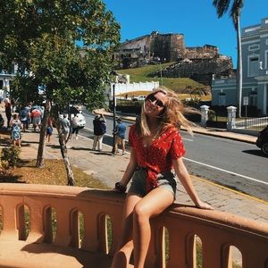 Meet your Posher, Kylee